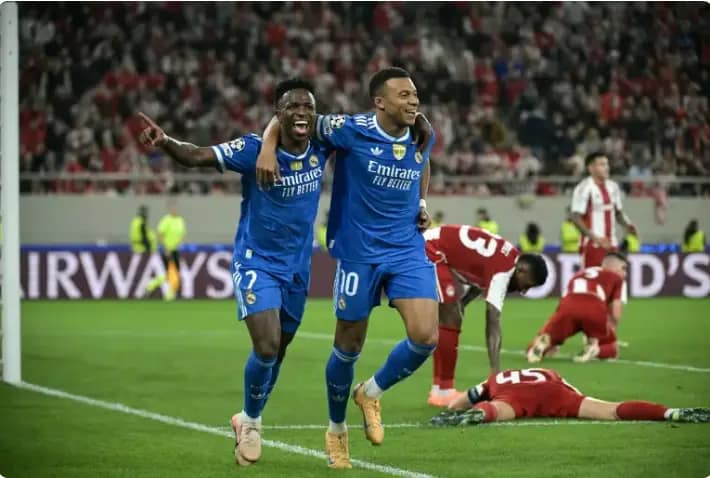 Scoreboard showing the 4-3 final score between Real Madrid and Olympiacos.